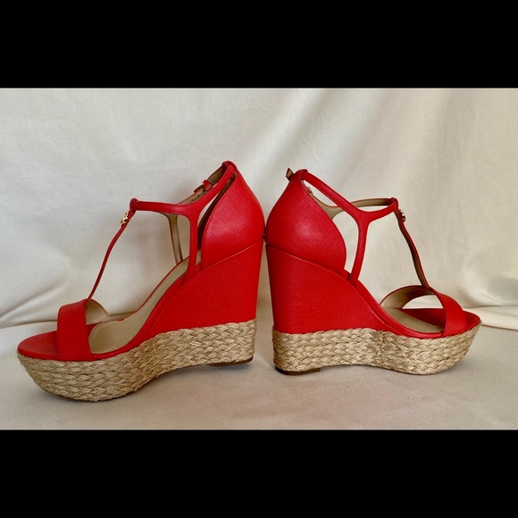 Michael Michael Kors Kerri T-strap Wedge - Picture 3 of 14